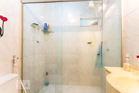 Apartamento à venda com 115m², 3 quartos e 1 vaga Apartamento à venda com 115m², 3 quartos e 1 vagaBanheiro da Suíte