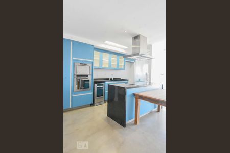 Apartamento à venda com 68m², 1 quarto e 2 vagasCozinha