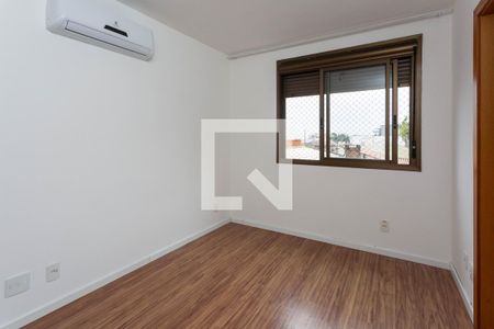 Suíte de apartamento para alugar com 3 quartos, 103m² em Vila Ipiranga, Porto Alegre