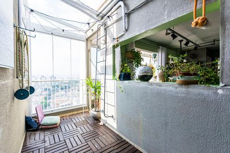 Varanda Gourmet de apartamento à venda com 2 quartos, 70m² em Cambuci, São Paulo