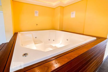 Apartamento para alugar com 52m², 2 quartos e 1 vaga Apartamento para alugar com 52m², 2 quartos e 1 vagaÁrea Comum - Ofurô