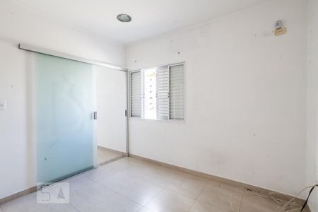 Casa para alugar com 220m², 3 quartos e 3 vagasSuíte