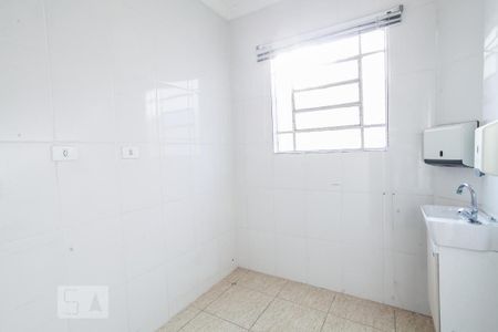 Casa para alugar com 220m², 3 quartos e 3 vagasBanheiro