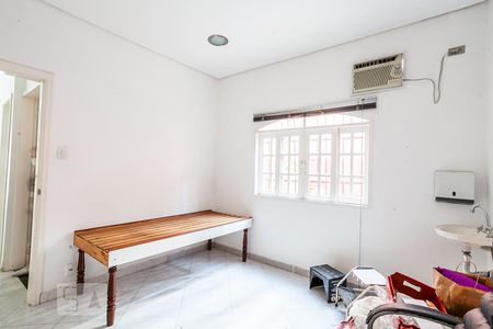 Sala de TV de casa para alugar com 3 quartos, 220m² em Jardim, Santo André