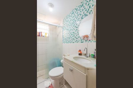 Banheiro de apartamento para alugar com 2 quartos, 51m² em Vila Carminha, Campinas