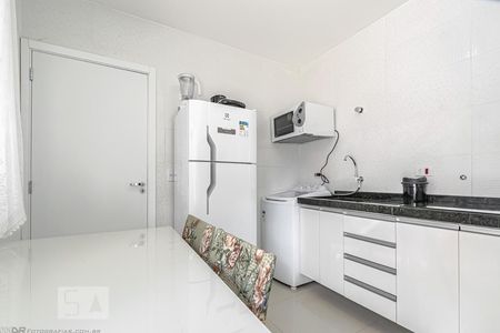 Sala e Cozinha de Apartamento com 1 quarto, 34m² Bairro Alto