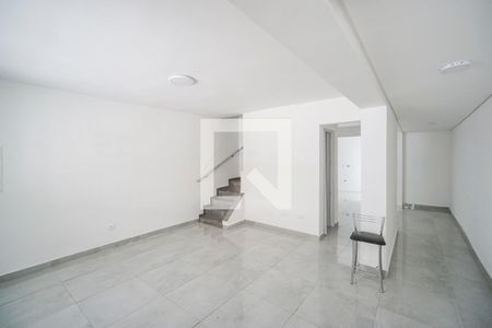 Sala de casa à venda com 2 quartos, 100m² em Vila Gomes Cardim, São Paulo