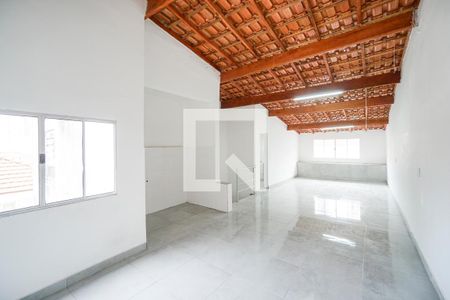 Casa para alugar com 100m², 2 quartos e 2 vagasSalão