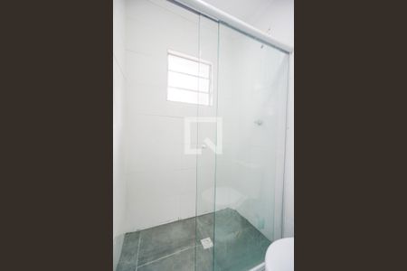 Banheiro da suíte 01 de casa para alugar com 2 quartos, 100m² em Vila Gomes Cardim, São Paulo