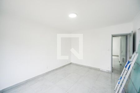 Casa para alugar com 100m², 2 quartos e 2 vagasSuíte 02