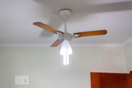 Casa à venda com 440m², 3 quartos e 7 vagas Casa à venda com 440m², 3 quartos e 7 vagasQuarto de Serviço