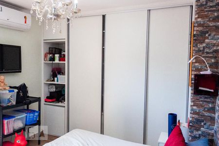 Quarto 1 de casa à venda com 3 quartos, 440m² em Vila Mazzei, São Paulo