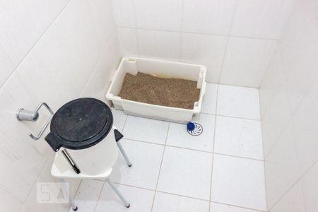 Casa à venda com 440m², 3 quartos e 7 vagas Casa à venda com 440m², 3 quartos e 7 vagasBanheiro de Serviço