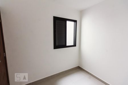 Quarto 2 de apartamento para alugar com 2 quartos, 38m² em Vila Paiva, São Paulo