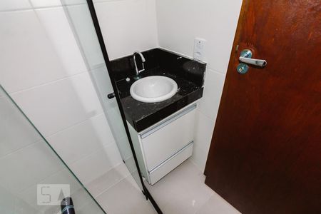 Apartamento para alugar com 38m², 2 quartos e sem vaga Apartamento para alugar com 38m², 2 quartos e sem vagaBanheiro