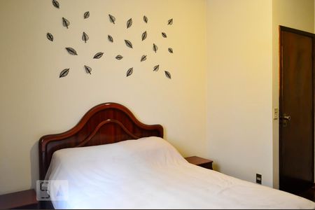 Casa à venda com 220m², 4 quartos e 3 vagasQuarto 1