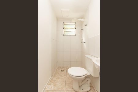 Apartamento para alugar com 42m², 2 quartos e sem vaga Apartamento para alugar com 42m², 2 quartos e sem vagaBanheiro