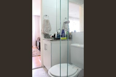 Apartamento para alugar com 67m², 2 quartos e 2 vagasBanheiro social