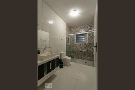 Casa à venda com 129m², 2 quartos e 3 vagasBANHEIRO 