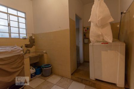 Casa à venda com 129m², 2 quartos e 3 vagasAREA DE SERVIÇO