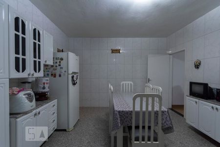 Casa à venda com 129m², 2 quartos e 3 vagasCOZINHA