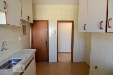 Apartamento para alugar com 70m², 2 quartos e 2 vagasCozinha
