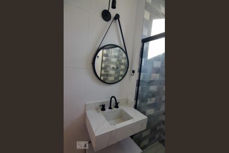 Apartamento para alugar com 70m², 2 quartos e 2 vagasBanheiro Social