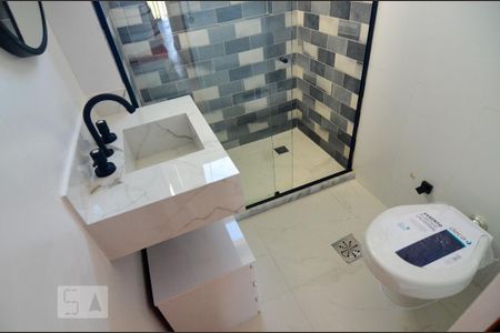 Apartamento para alugar com 70m², 2 quartos e 2 vagasBanheiro Social