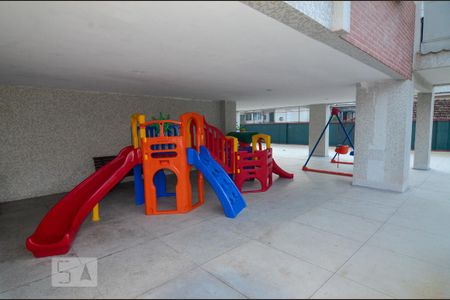 Apartamento para alugar com 70m², 2 quartos e 2 vagasParquinho