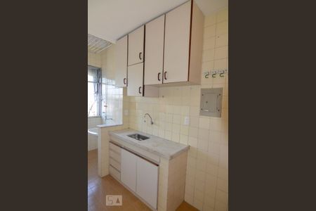 Apartamento para alugar com 70m², 2 quartos e 2 vagasCozinha