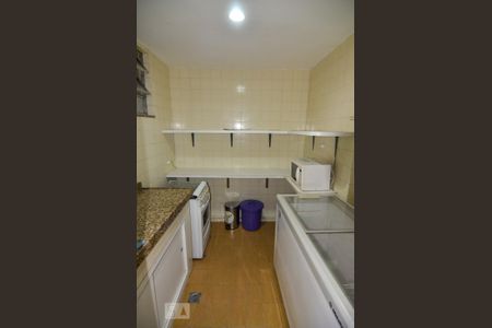 Apartamento para alugar com 70m², 2 quartos e 2 vagasCozinha do Salão de Festas