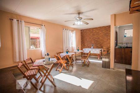 Apartamento à venda com 52m², 2 quartos e 1 vaga Apartamento à venda com 52m², 2 quartos e 1 vagaÁrea comum - Salão de festas