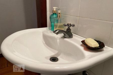 Lavabo de casa à venda com 4 quartos, 143m² em Vila Suzana, São Paulo