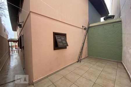 Casa à venda com 143m², 4 quartos e 3 vagasQuintal