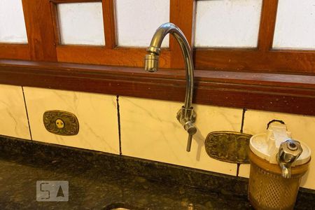 Casa à venda com 143m², 4 quartos e 3 vagasCozinha - Torneira