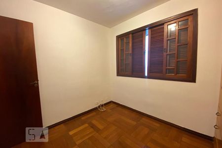 Casa à venda com 143m², 4 quartos e 3 vagasQuarto 2
