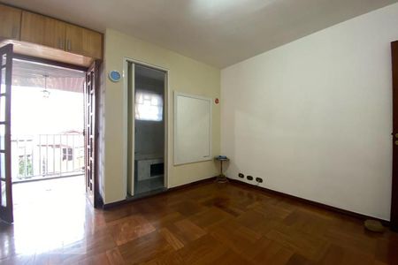 Casa à venda com 143m², 4 quartos e 3 vagasSuíte 1