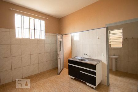 Casa para alugar com 70m², 1 quarto e 2 vagasCozinha