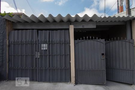 Casa para alugar com 70m², 1 quarto e 2 vagasFachada