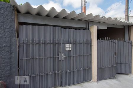 Casa para alugar com 70m², 1 quarto e 2 vagasFachada
