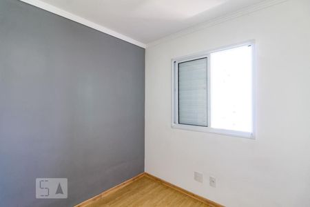 Quarto de apartamento à venda com 2 quartos, 58m² em Jardim Flor da Montanha, Guarulhos
