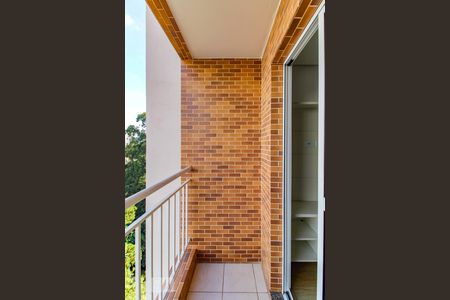 Varanda de apartamento à venda com 2 quartos, 58m² em Jardim Flor da Montanha, Guarulhos