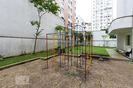 Studio para alugar com 41m², 1 quarto e 1 vaga Studio para alugar com 41m², 1 quarto e 1 vagaPlayground