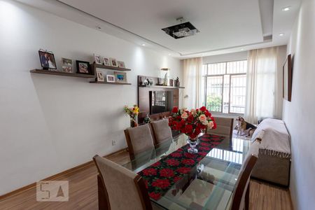 Apartamento à venda com 75m², 2 quartos e sem vaga Apartamento à venda com 75m², 2 quartos e sem vagaSala