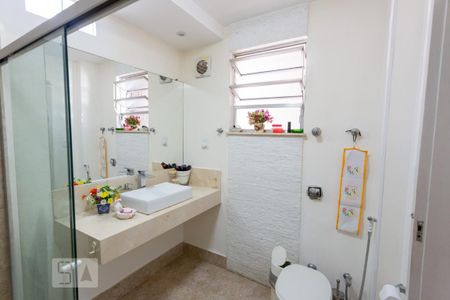 Apartamento à venda com 75m², 2 quartos e sem vaga Apartamento à venda com 75m², 2 quartos e sem vagaBanheiro