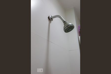 Apartamento à venda com 75m², 2 quartos e sem vaga Apartamento à venda com 75m², 2 quartos e sem vagaBanheiro de Serviço