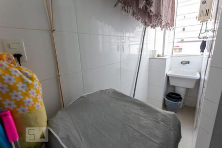 Apartamento à venda com 75m², 2 quartos e sem vaga Apartamento à venda com 75m², 2 quartos e sem vagaÁrea de Serviço