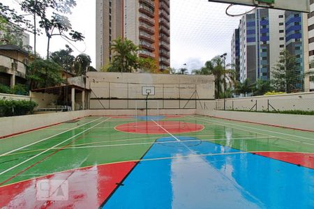 Apartamento à venda com 154m², 3 quartos e 2 vagas Apartamento à venda com 154m², 3 quartos e 2 vagasQuadra Esportiva