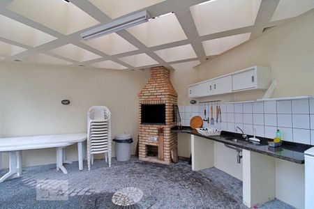 Apartamento à venda com 154m², 3 quartos e 2 vagas Apartamento à venda com 154m², 3 quartos e 2 vagasÁrea comum - Churrasqueira 2