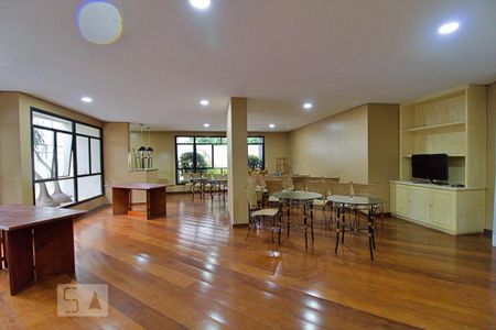 Apartamento à venda com 154m², 3 quartos e 2 vagas Apartamento à venda com 154m², 3 quartos e 2 vagasÁrea comum - Salão de festas